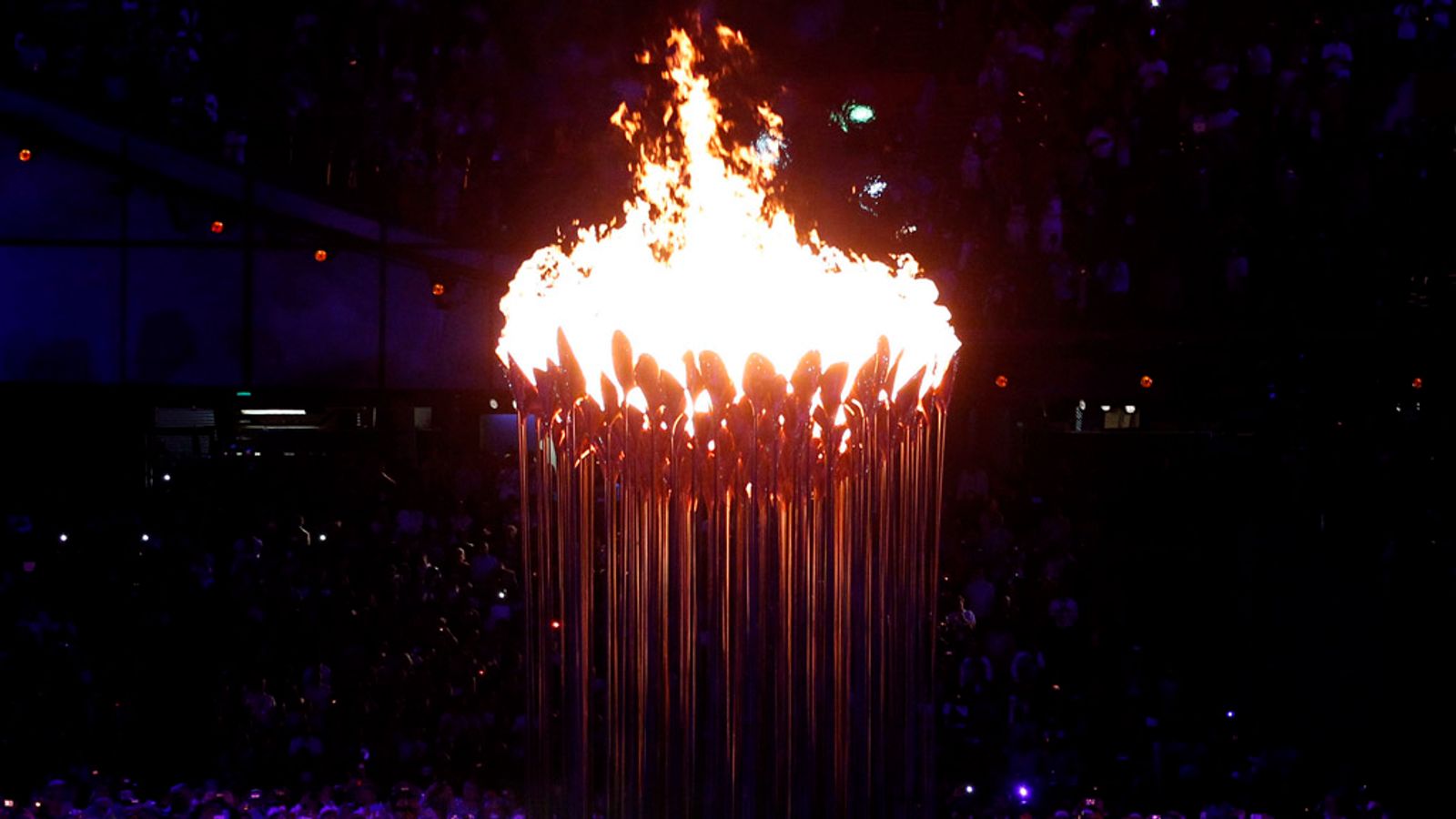 Young athletes light cauldron | Sky Sports
