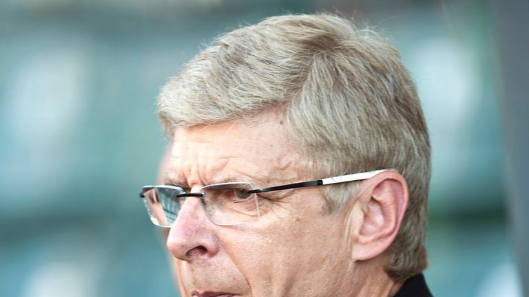 Arsene Wenger: Arsenal boss wants to see a stronger title challenge this season