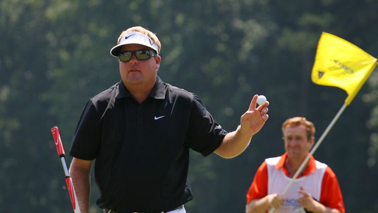 Carl Pettersson: Man to catch after opening round 62