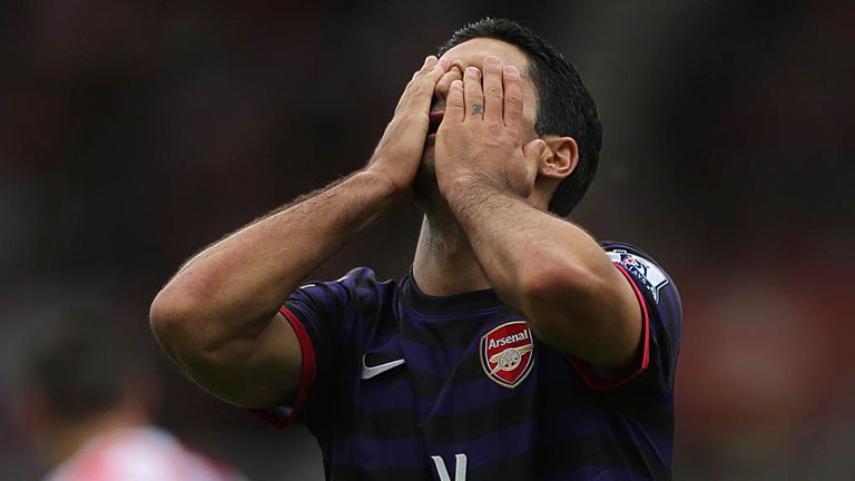 Mikel Arteta: Wants Arsenal to focus on the future not Robin van Persie
