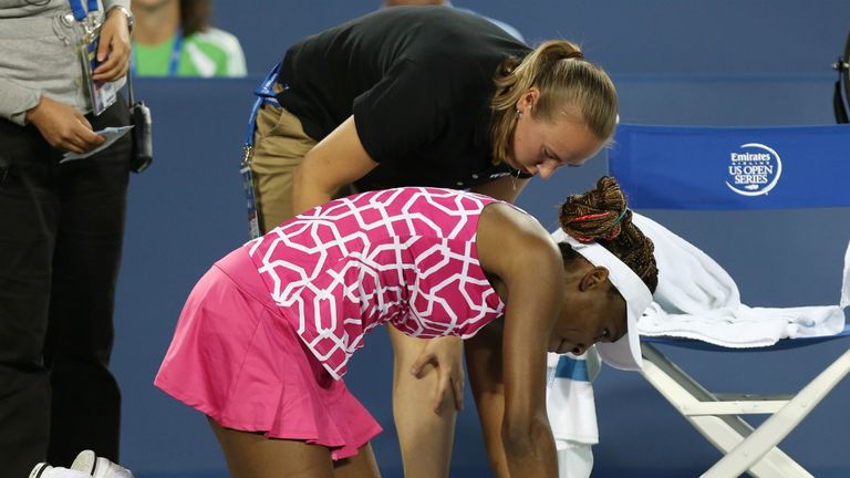 Treatment on back injury during defeat to Li Na