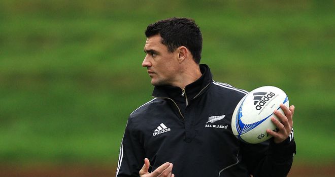 Dan Carter stars in New Zealand win v Wales