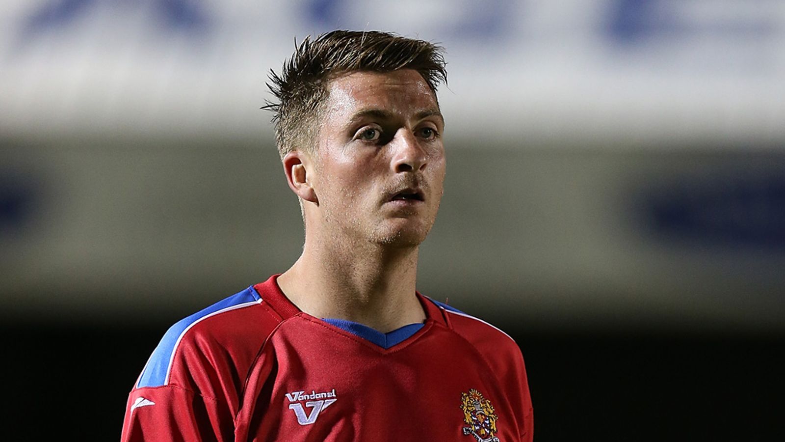 Southend are set to sign Dagenham & Redbridge midfielder Michael ...