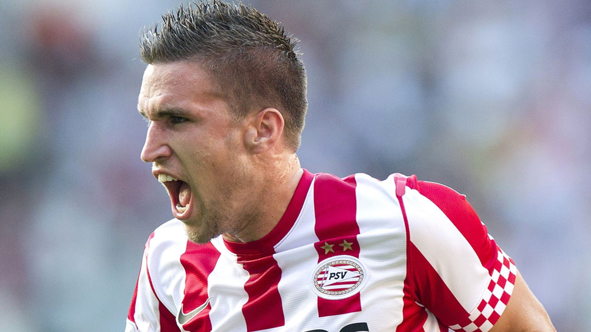 PSV Eindhoven expect Manchester United target Kevin Strootman to stay ...