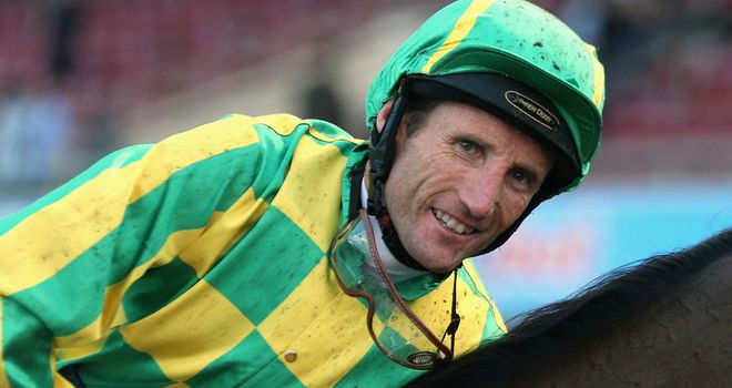 Damien Oliver: set to appear before Racing Victoria stewards in Flemington on Tuesday