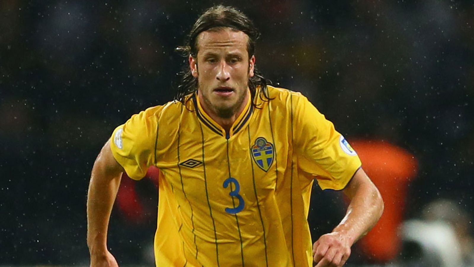 Jonas Olsson urges media to give Sweden striker Zlatan Ibrahimovic more ...