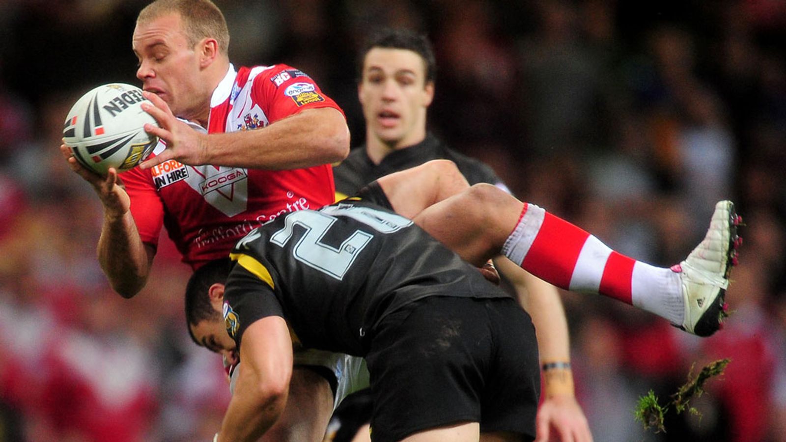 Winger Rhys Williams has agreed a new twoyear deal until November 2014