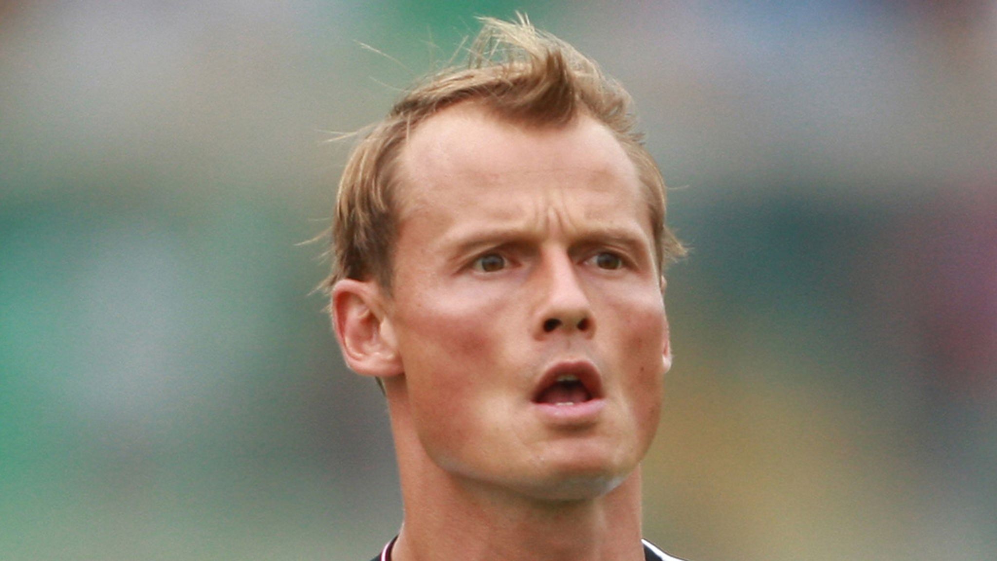 Transfer news Former Arsenal goalkeeper Alex Manninger joins Augsburg