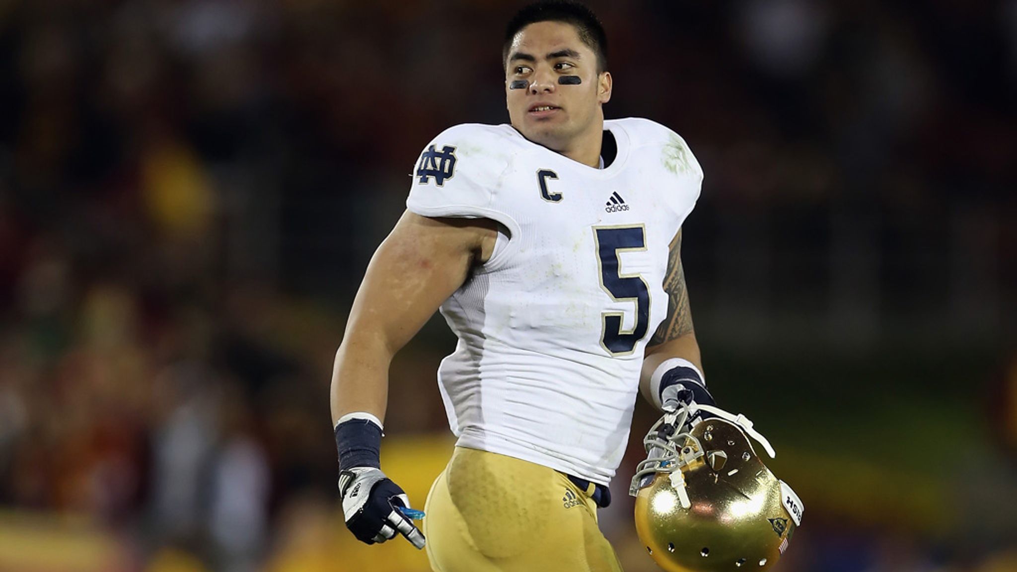 Notre Dame linebacker Manti Te'o's fall out of NFL Draft first