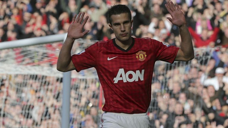 Manchester Uniteds Robin van Persie does not celebrate after scoring against former club Arsenal