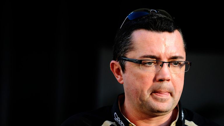 Eric Boullier: Says the tyres can last