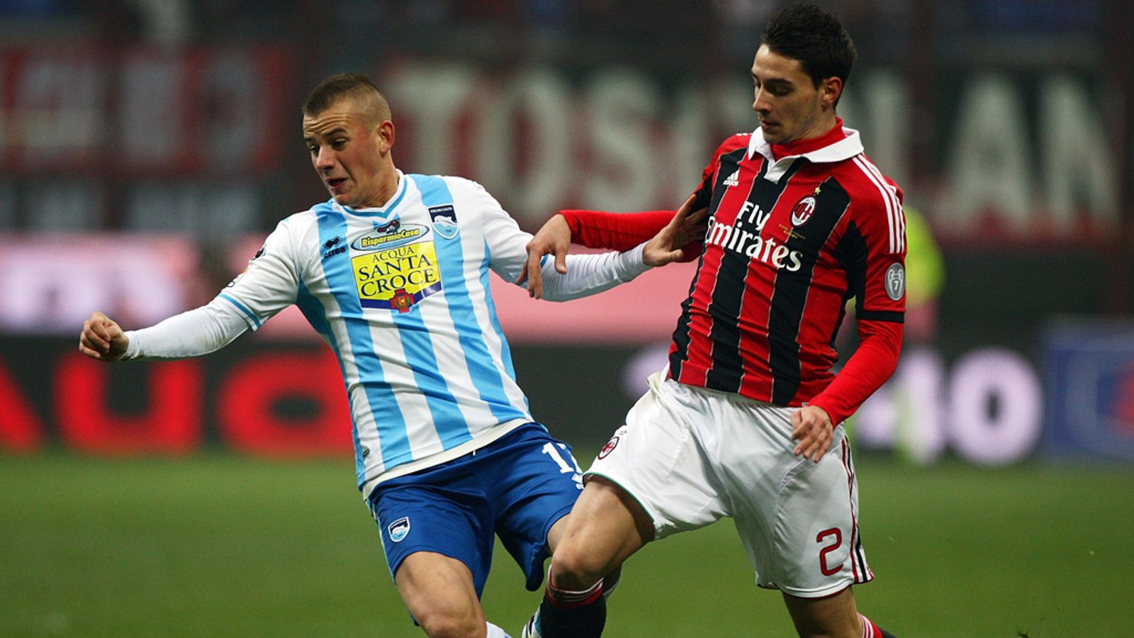 Football contract. Пескара Италия футбол. Пескара Италия. AC Milan. Sky Sports Football.