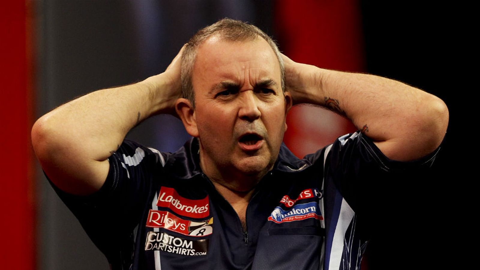 Phil Taylor wary of Michael van Gerwen ahead of PDC World Championship