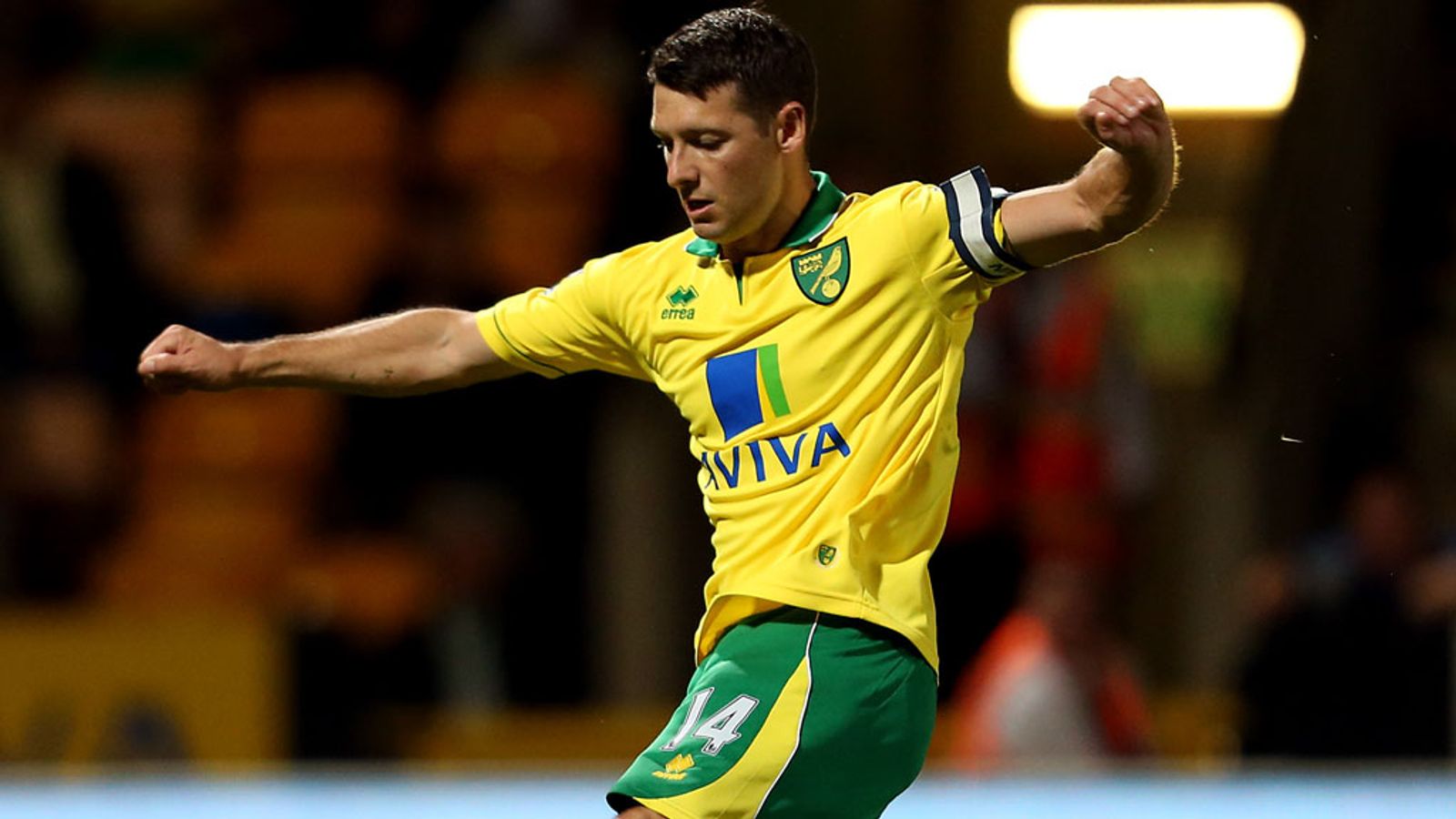 Футболисты 2015 2019. Wes Hoolahan футболист.