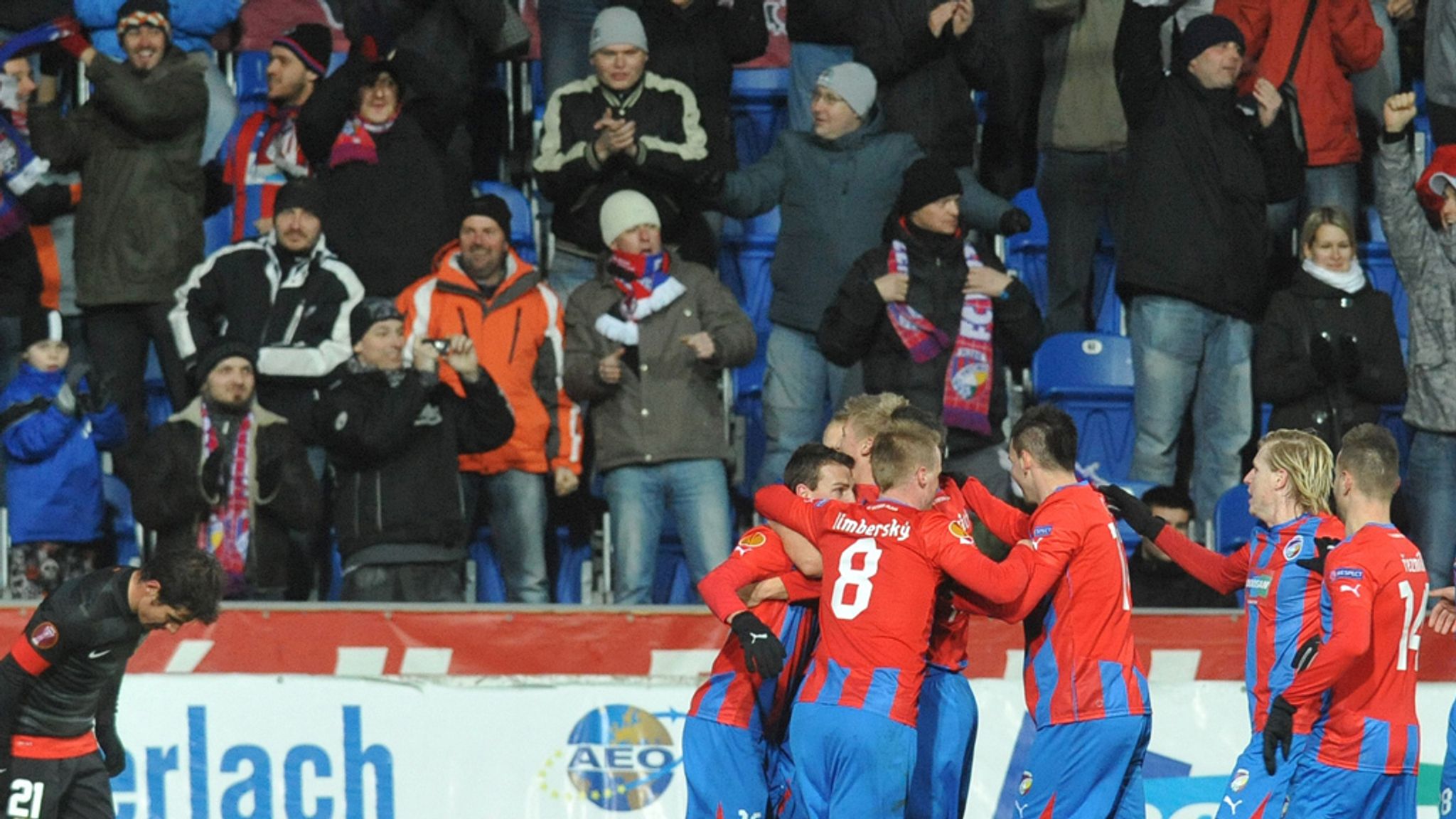 Viktoria Plzen Beat Europa League Holders Atletico Madrid To Qualify For The Knockout Stages Football News Sky Sports