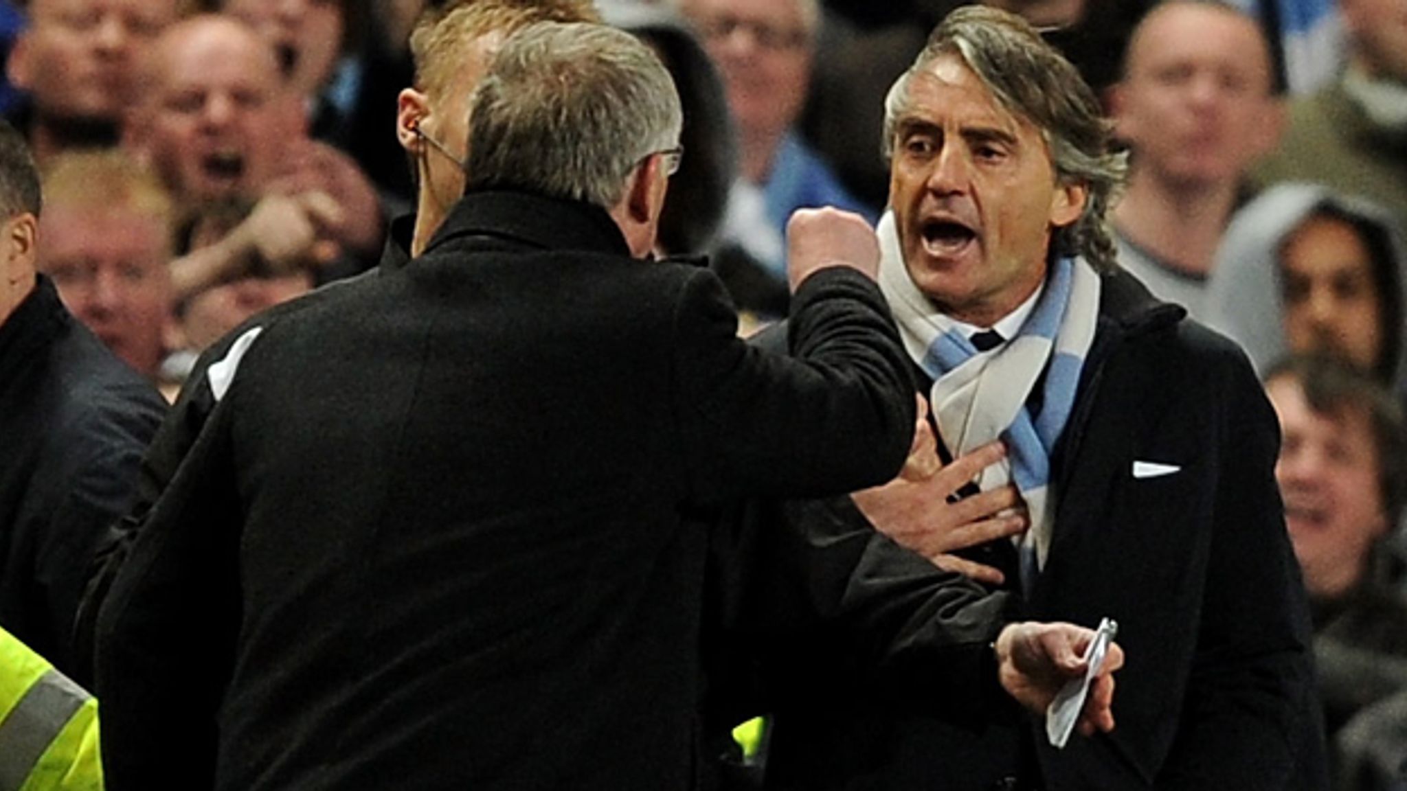 Manchester City's Roberto Mancini responds to Sir Alex ...