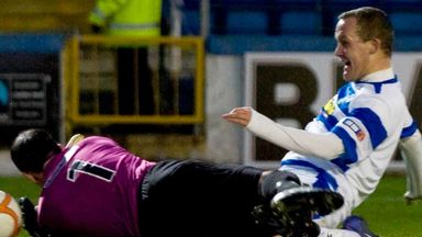 Image of Peter Weatherson (right) puts Morton 3-1 ahead