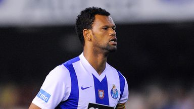 Image of Rolando: Frozen out at Porto so has sealed another loan switch