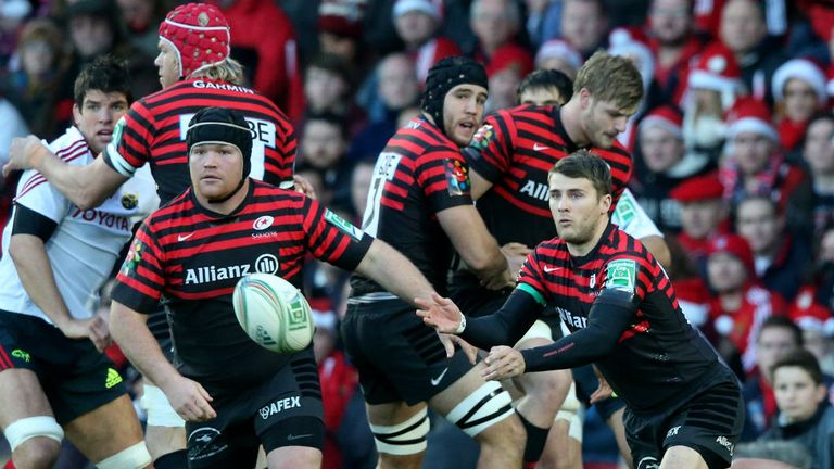 Saracens scrum-half Richard Wigglesworth spins out a pass