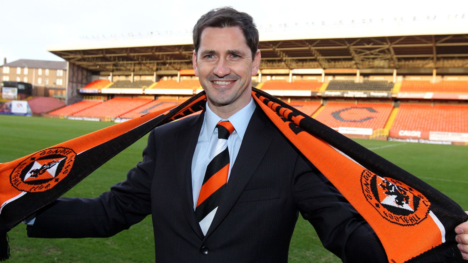 Jackie McNamara has been unveiled as the new boss of Dundee United