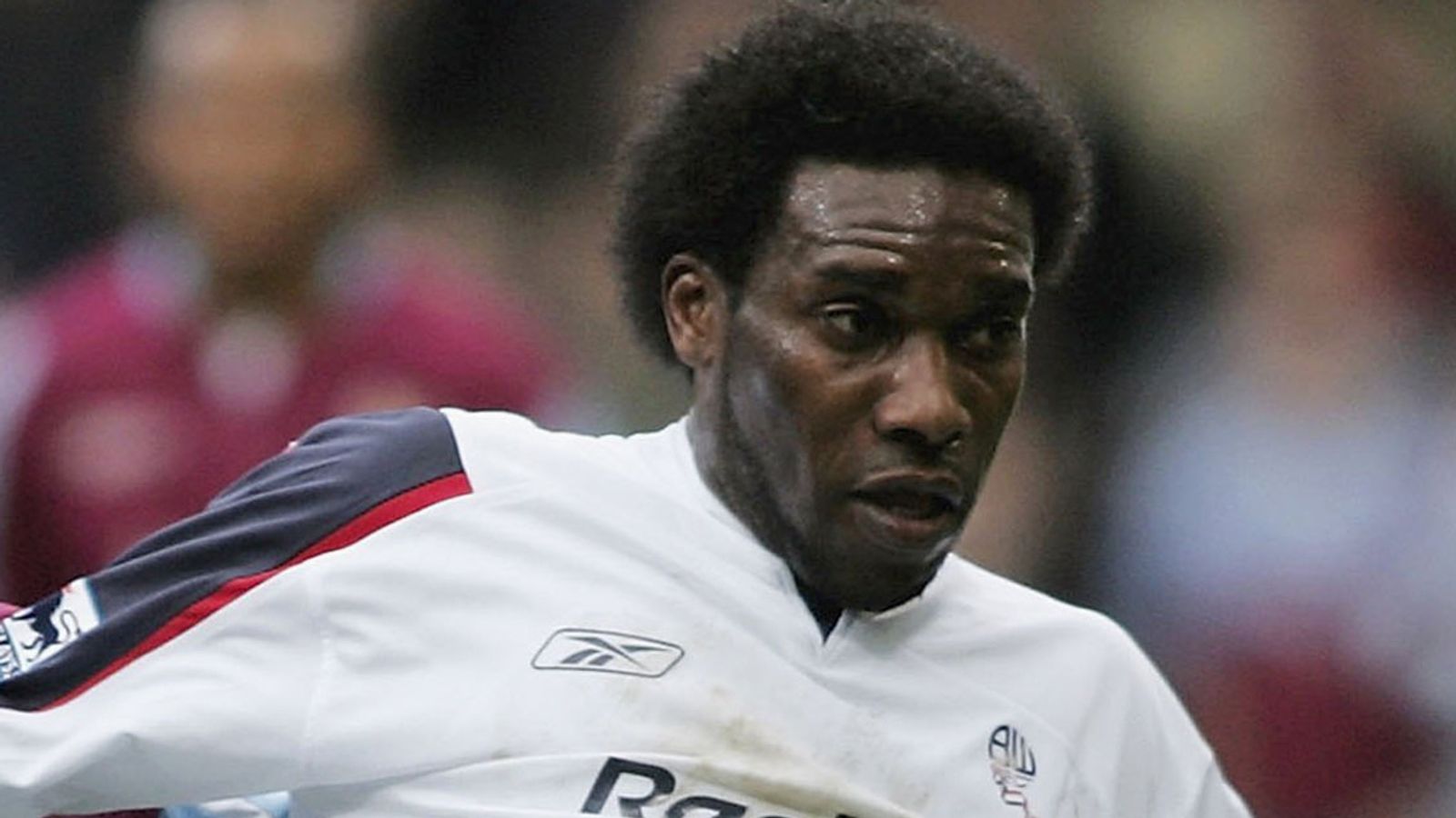 JayJay Okocha says Alex Iwobi should fight for Arsenal starting role