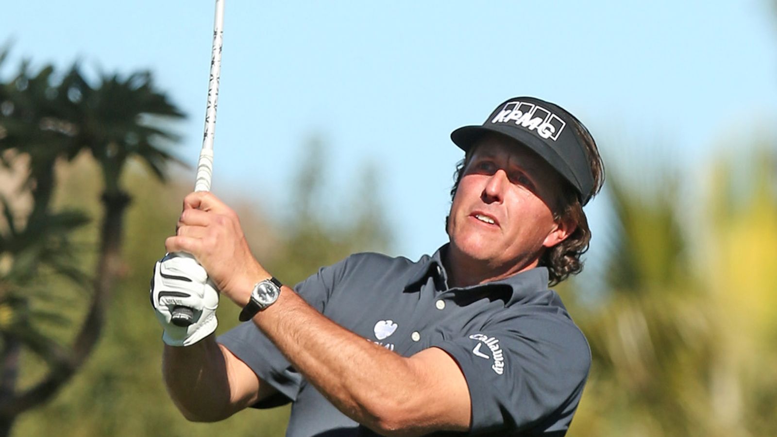 Phil Mickelson Career Earnings / Tiger Woods� net worth