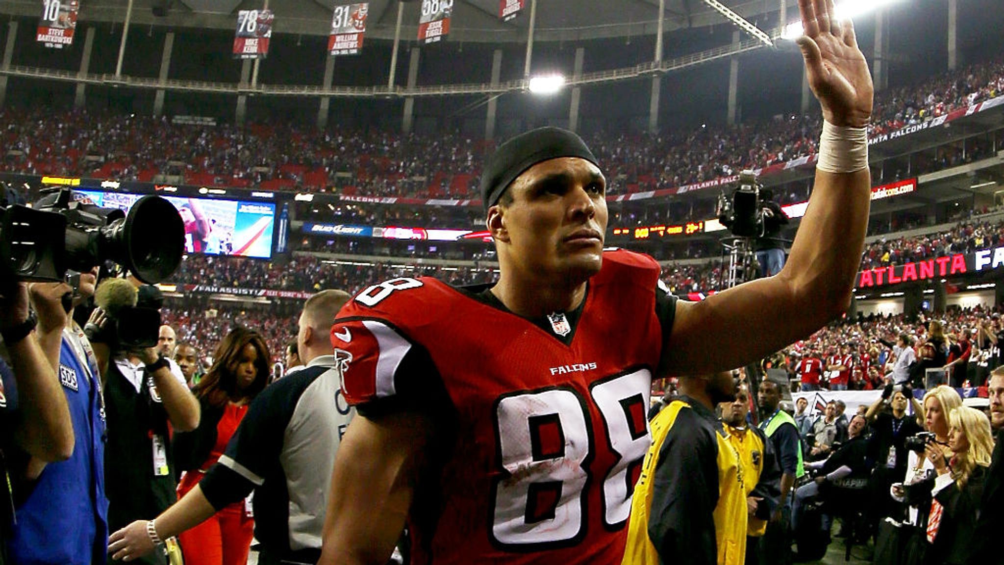 Tony Gonzalez's Decision to Return to Falcons Not All About the