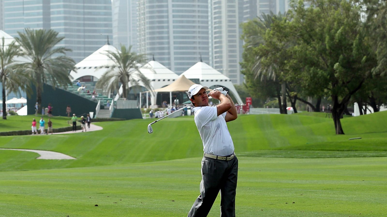Dubai Desert Classic South African Richard Sterne shoots 70 to stay in front Golf News Sky Dubai Desert Classic South African Richard Sterne shoots 70 to stay in front Golf News Sky