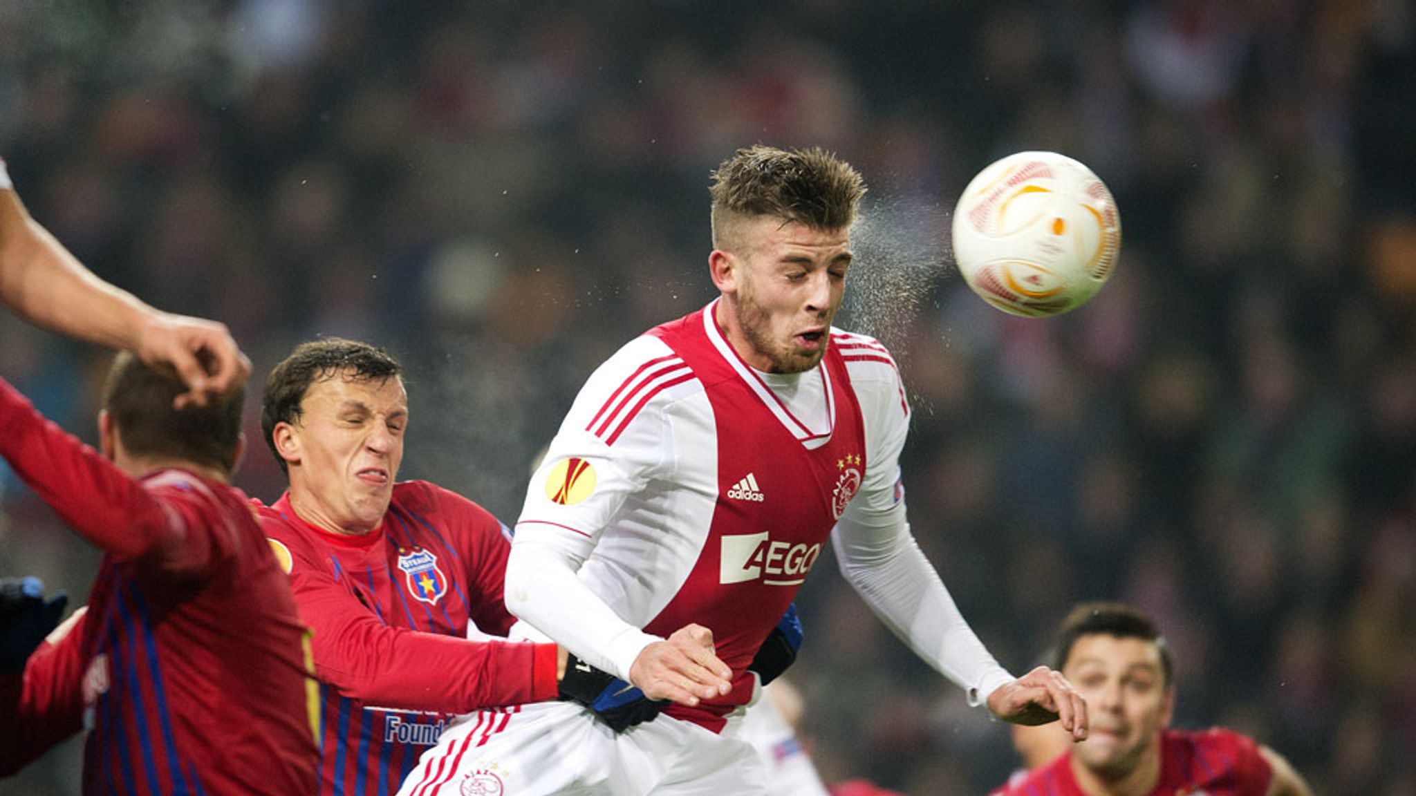 Europa League: Ajax beat Steaua Bucharest 2-0 in Amsterdam, Football News