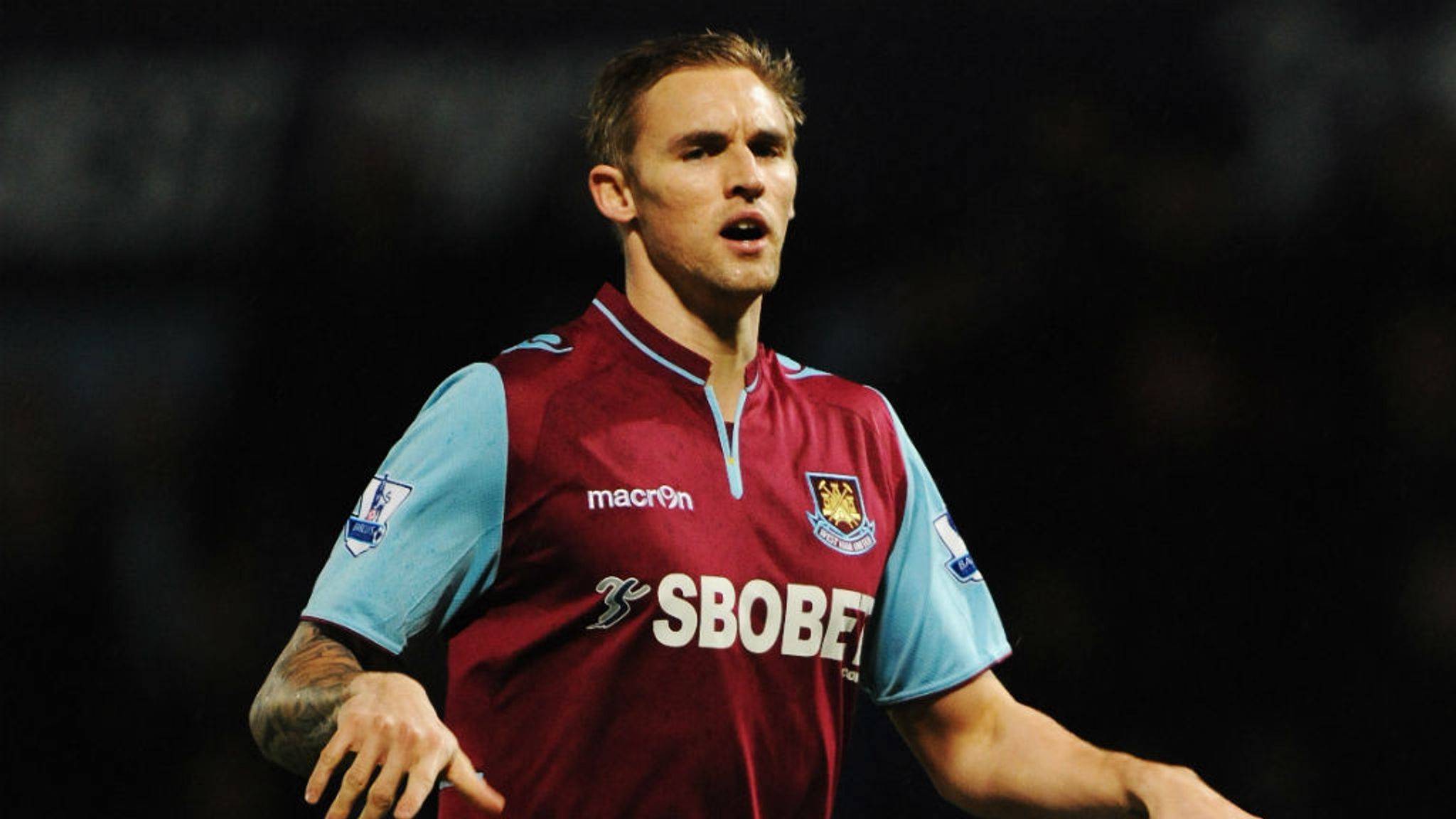 West Ham midfielder Jack Collison having to manage troublesome knee ...