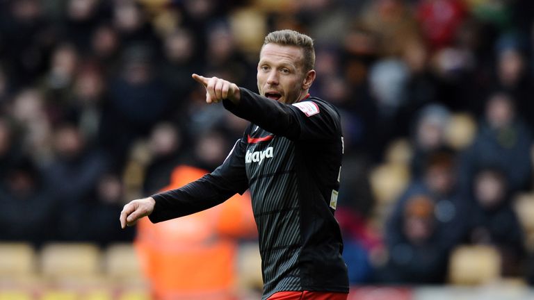WOLVERHAMPTON, ENGLAND:  Craig Bellamy of Cardiff City gestures during the npower Championship match between Wolverhampton Wanderers and Cardiff City