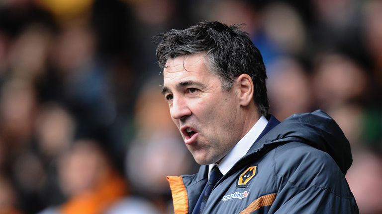 WOLVERHAMPTON, ENGLAND: Dean Saunders, manager of Wolves during the npower Championship match between Wolverhampton Wanderers and Cardiff City