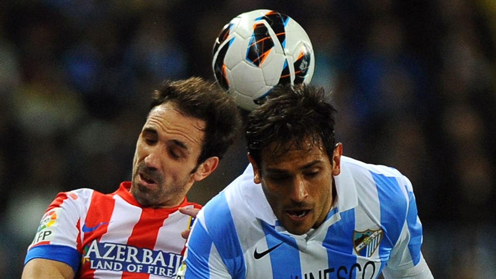 Roque Santa Cruz completes £17m move to Manchester City, Manchester City