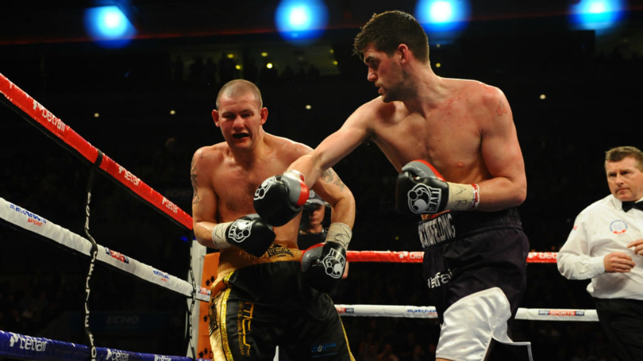 Rocky Fielding Stays Unbeaten After Stopping Wayne Reed In Six Rounds ...