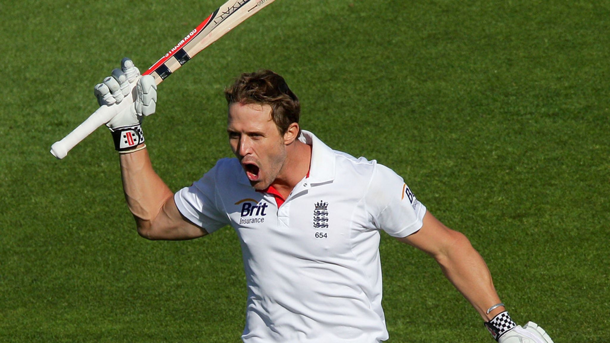 England opener Nick Compton named as one of Wisden's five Cricketers of