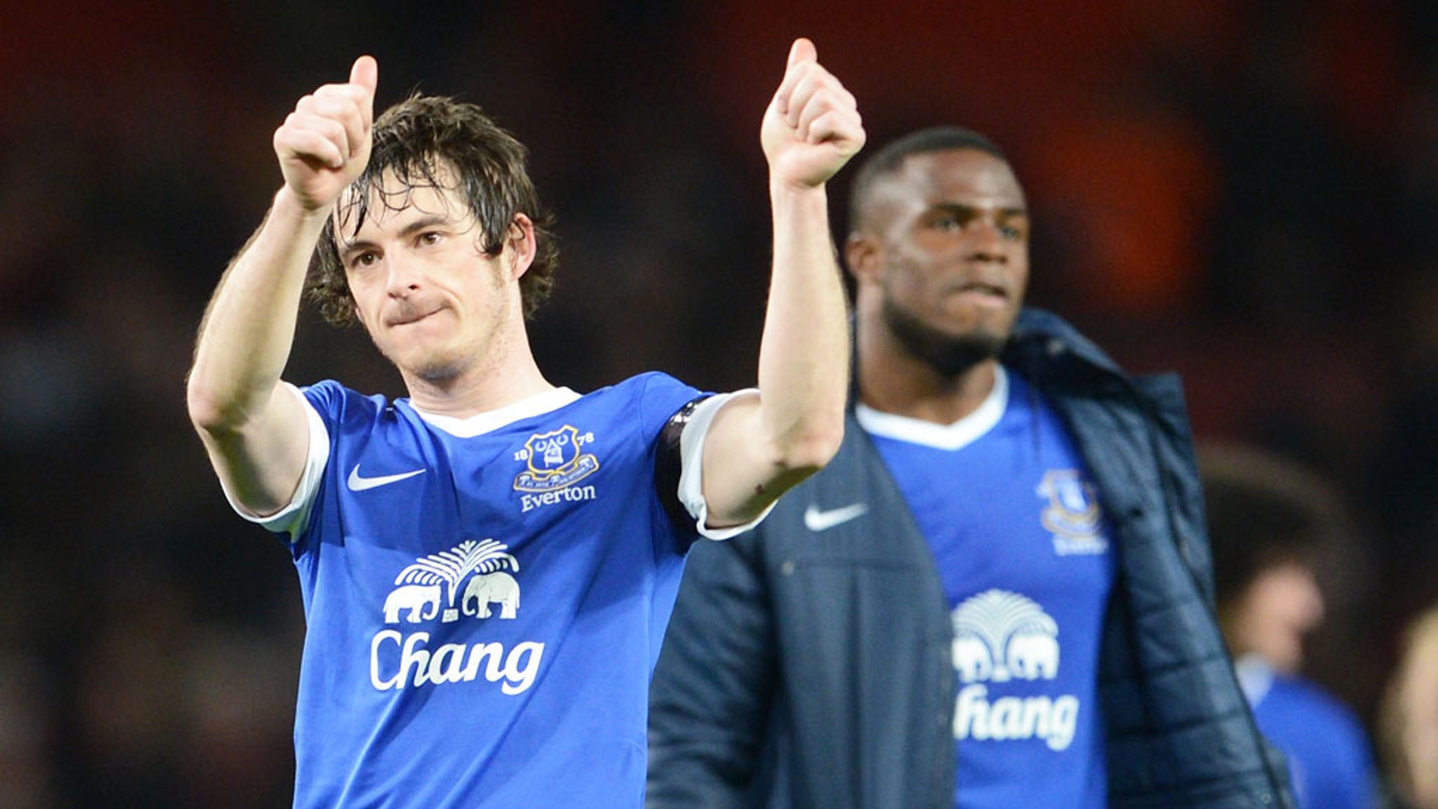 Everton defender Leighton Baines hails 'terrific' Roberto Martinez