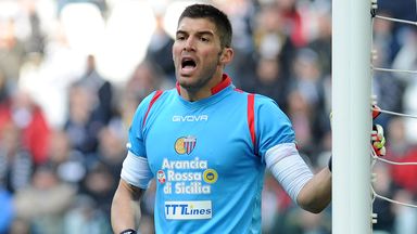 Image of Mariano Andujar: Will stay at Catania on loan for the rest of the season
