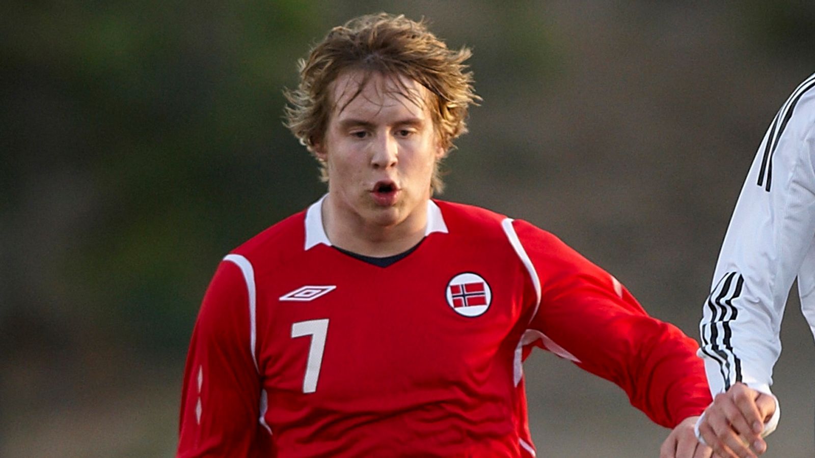Stefan Johansen - Lãnh Đạo Tuyến Giữa Xuất Sắc Trong Thế Giới Bóng Đá