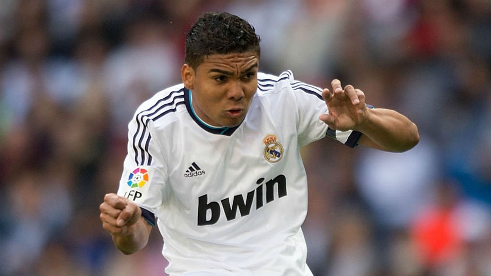 Transfer news: Real Madrid sign Brazilian midfielder Casemiro