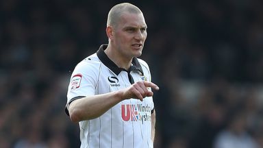 Image of Darren Purse: Experienced defender has applied for Oxford manager's job