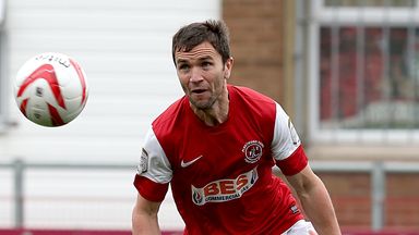 Image of Damien Johnson: Looking for a new club