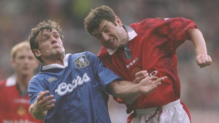 Hughes was sold for a second time by Manchester United in 1995, to Chelsea, where he scored 25 goals in 95 appearances.