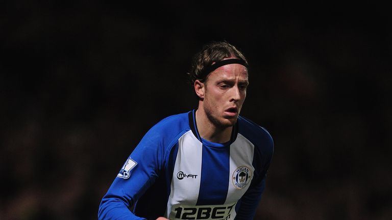 NORWICH, ENGLAND - DECEMBER 15:  Ronnie Stam of Wigan in action during the Barclays Premier League match between Norwich City and Wigan Athletic at Carrow Road on December 15, 2012 in Norwich, England.  (Photo by Jamie McDonald/Getty Images)