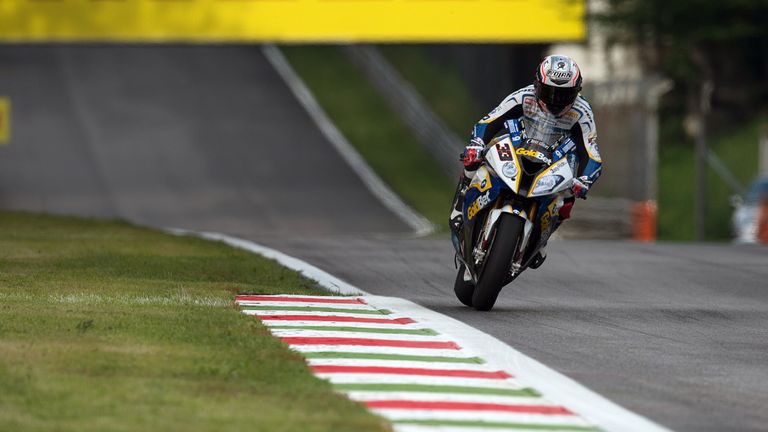 Marco Melandri heads down a straight during qualifying for the Superbike World Championship round at Monza