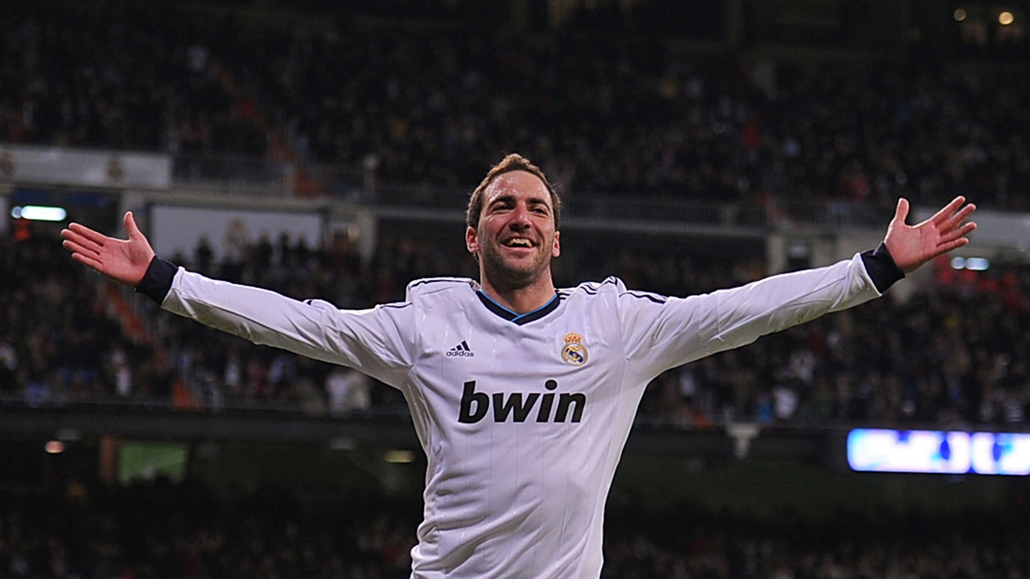 Higuain real outlet madrid