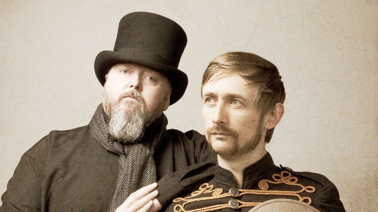 Thomas Walsh (Duckworth) and Neil Hannon (Lewis)