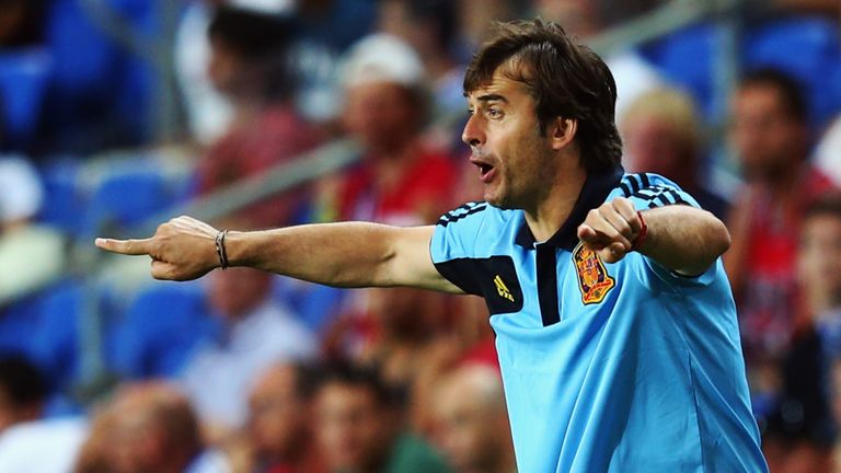 Head coach Julen Lopetegui of Spain gestures during the UEFA European U21 Championship Semi Final match between Spain and Norway at Netanya Stadium on June 15, 2013 in Netanya, Israel.  