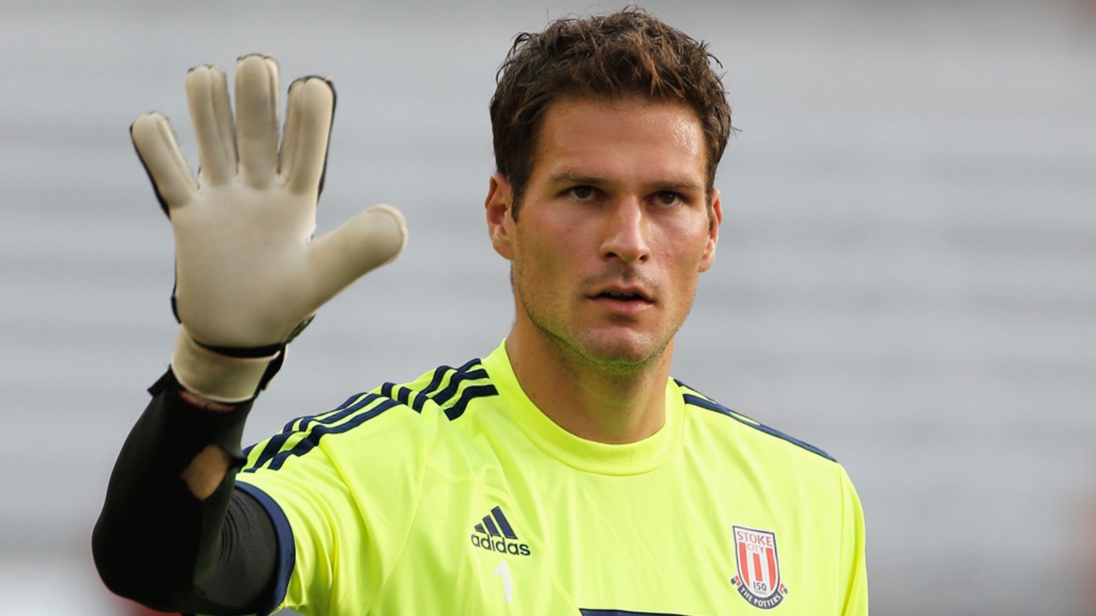 Premier League: Stoke goalkeeper Asmir Begovic pledges future to Stoke ...