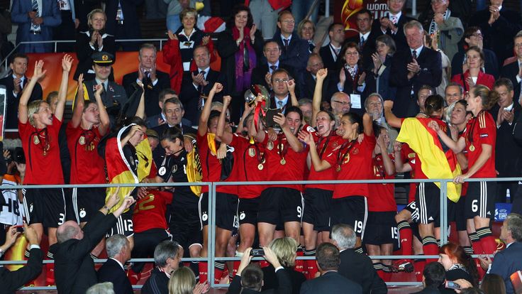 The Germany players celebrate with the trophy after winning the UEFA Women's Euro 2009 Final match between England and Germany at the Helsinki Olympic Stadium on September 10, 2009.