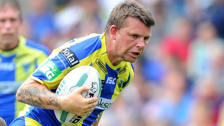 Lee Briers: Warrington playmaker back in Tony Smith&#39;s squad for Friday&#39;s clash